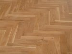 nové parkety v místnosti č.3